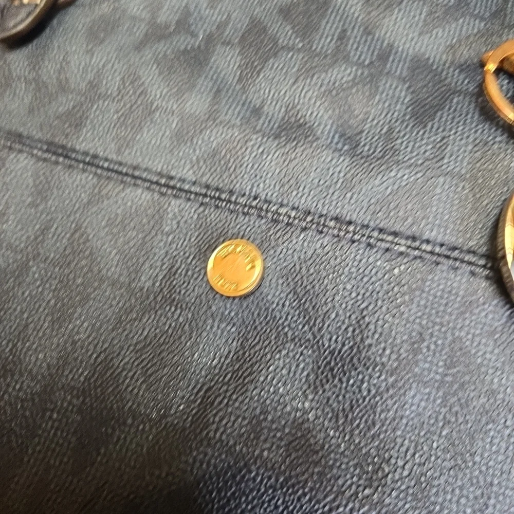 Michael Kors Black Logo-Print Tote Bag‎
